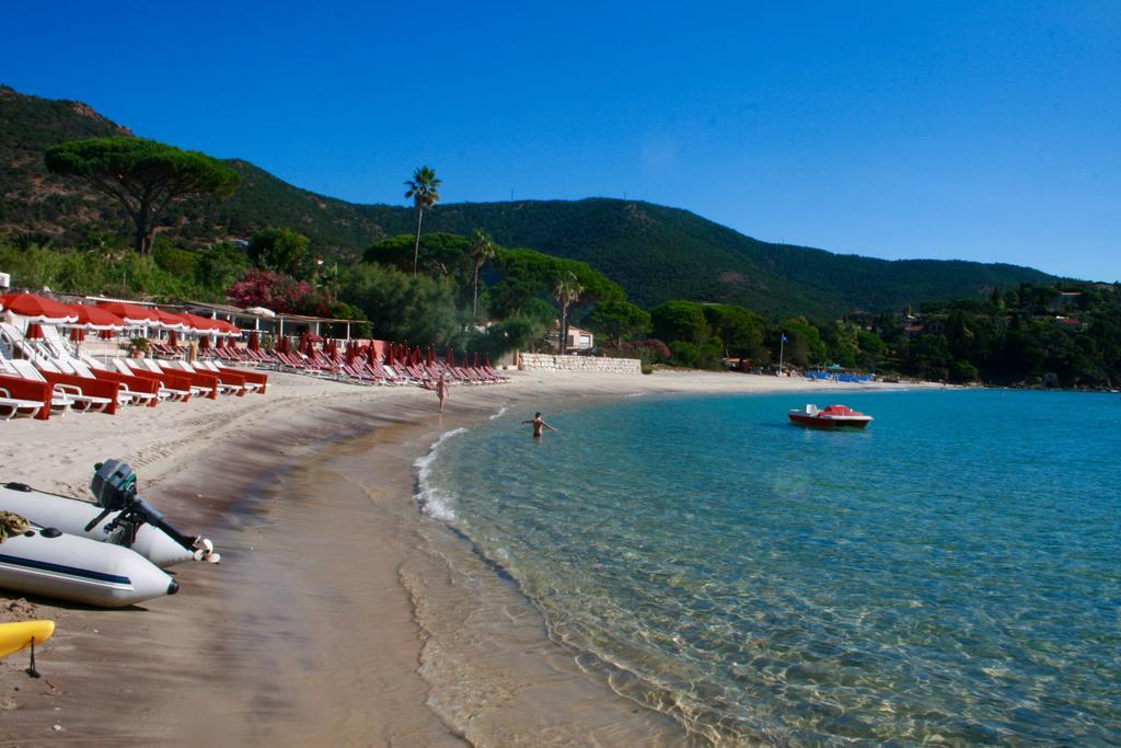 Hotel Beau Site Le Lavandou Buitenkant foto