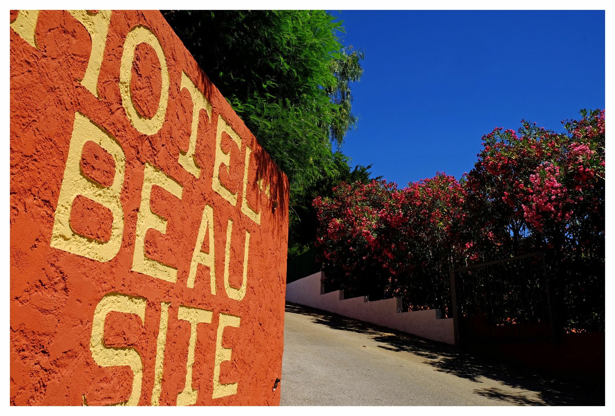 Hotel Beau Site Le Lavandou Buitenkant foto